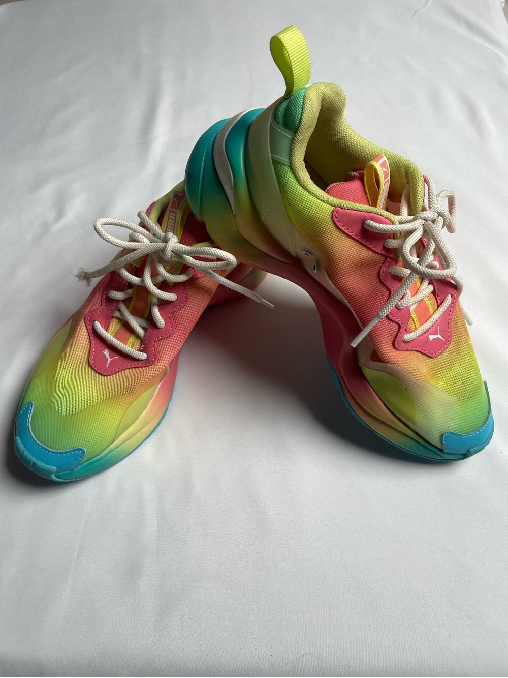 PUMA x Free People Movement Rise Tie-Dye Rainbow Sneakers Women's US 5 EU 36